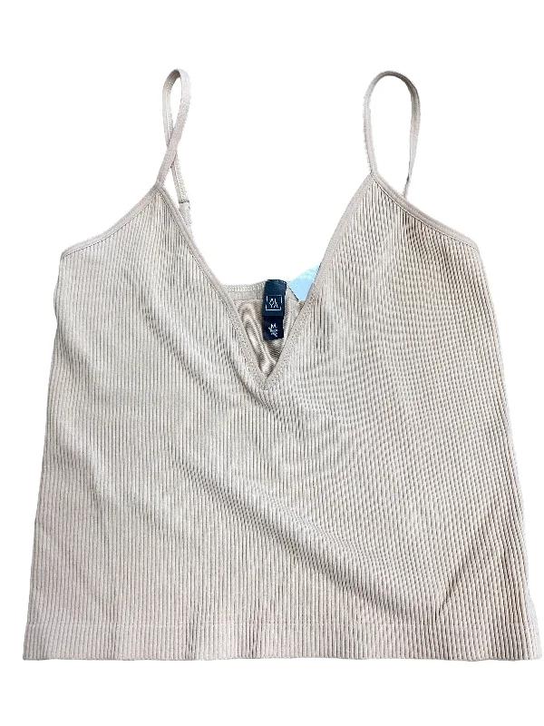 Top Sleeveless By Clothes Mentor In Tan, Size: M